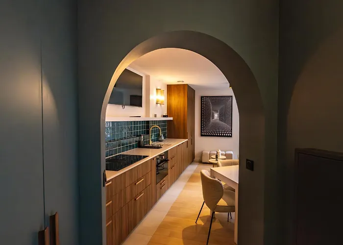 4 Guest - Hausmanian Flat Arc De Triomph * Paris