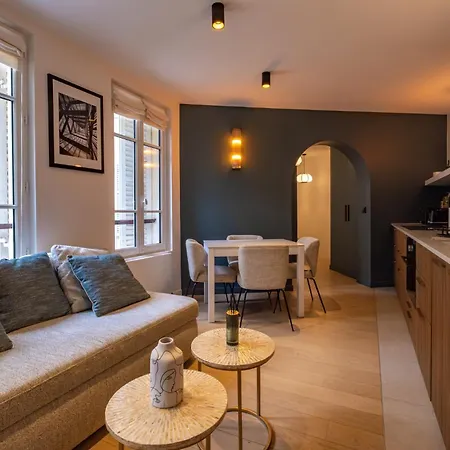 Apartman 4 Guest - Hausmanian Flat Arc De Triomph