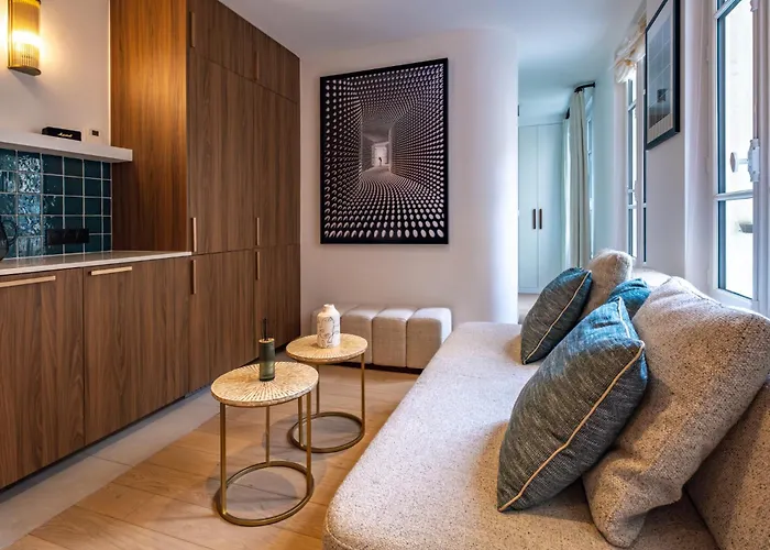 4 Guest - Hausmanian Flat Arc De Triomph Paris