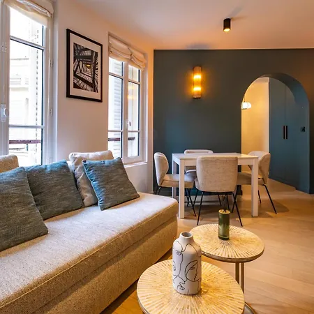 Апартаменты 4 Guest - Hausmanian Flat Arc De Triomph *