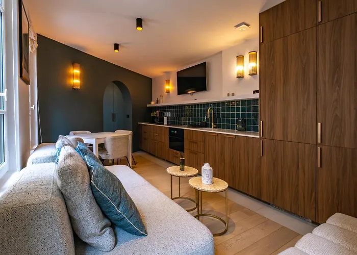 Apartman 4 Guest - Hausmanian Flat Arc De Triomph *
